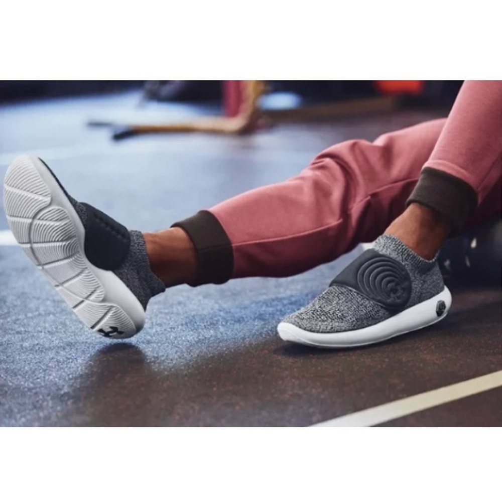 Under Armour Men’s Recover by Celliant Recharged Knit Gray and Black Sneaker 13
